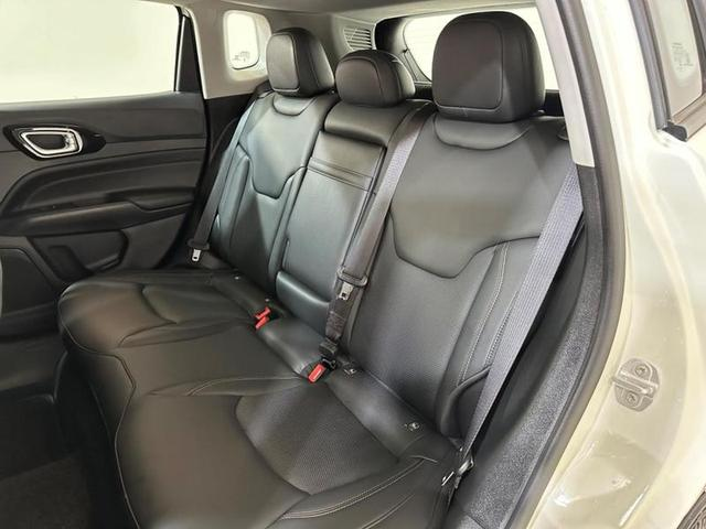 Foto do veículo JEEP COMPASS  LIMITED TF 2023 3.461 KM 177.900,00