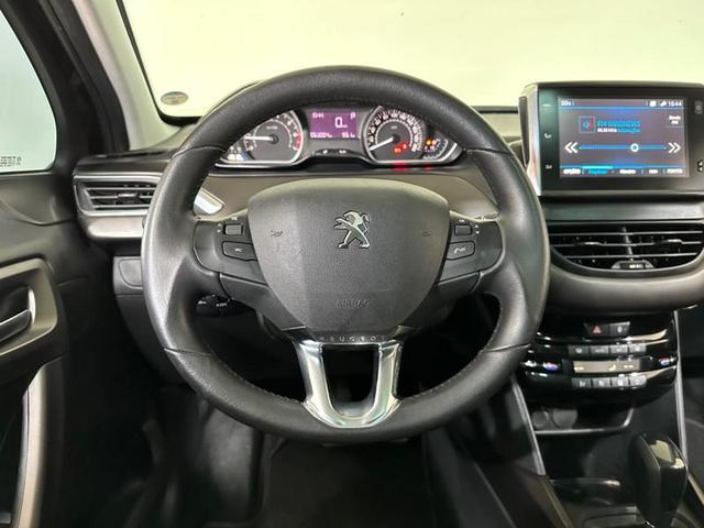 Foto do veículo PEUGEOT 2008  GRIFFE EAT6 2019 62.950 KM 71.900,00