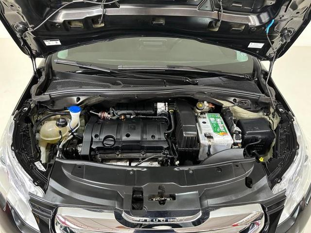 Foto do veículo PEUGEOT 2008  GRIFFE EAT6 2019 62.950 KM 71.900,00