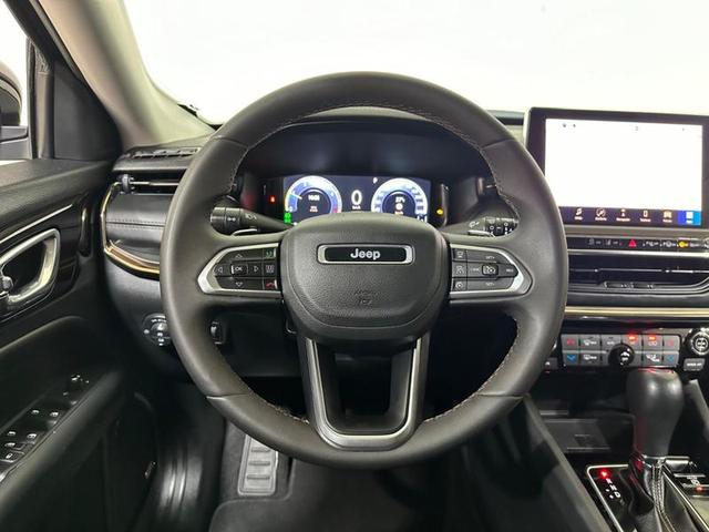Foto do veículo JEEP COMPASS  LIMITED TD 2022 17.872 KM 179.900,00