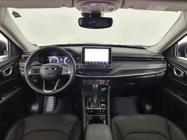 Foto do veículo JEEP COMPASS  LIMITED TD 2022 17.872 KM 179.900,00