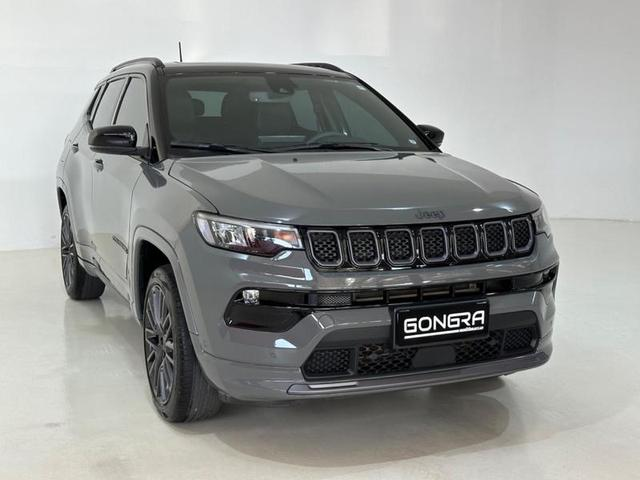 Foto do veículo JEEP COMPASS  SERIE S TF 2023 17.938 KM 189.900,00