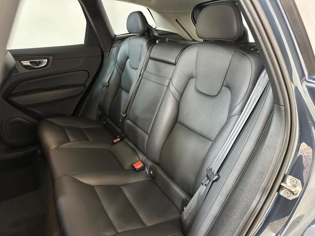 Foto do veículo VOLVO XC60 XC 60 2.0 T5 MOMENTUM 2018 53.124 KM 174.900,00