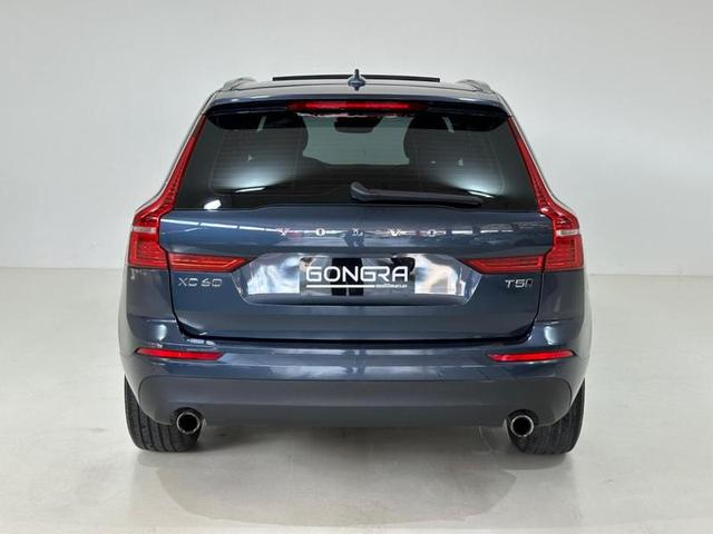 Foto do veículo VOLVO XC60 XC 60 2.0 T5 MOMENTUM 2018 53.124 KM 174.900,00