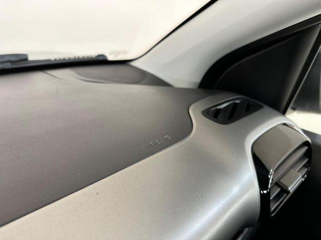 Foto do veículo CITROEN C4 CACTUS  1.6 FEEL AUT 2022 45.940 KM 81.900,00
