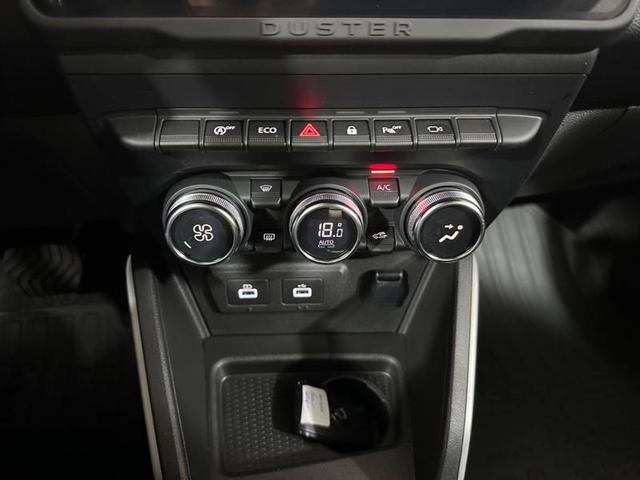 Foto do veículo RENAULT DUSTER  ICO16 CVT 2024 6.814 KM 109.900,00