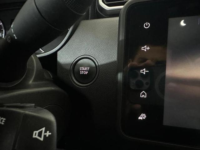 Foto do veículo RENAULT DUSTER  ICO16 CVT 2024 6.814 KM 109.900,00