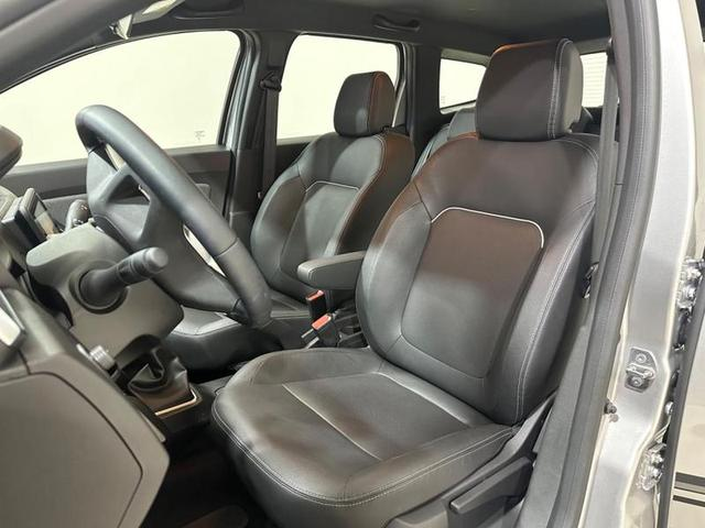 Foto do veículo RENAULT DUSTER  ICO16 CVT 2024 6.814 KM 109.900,00