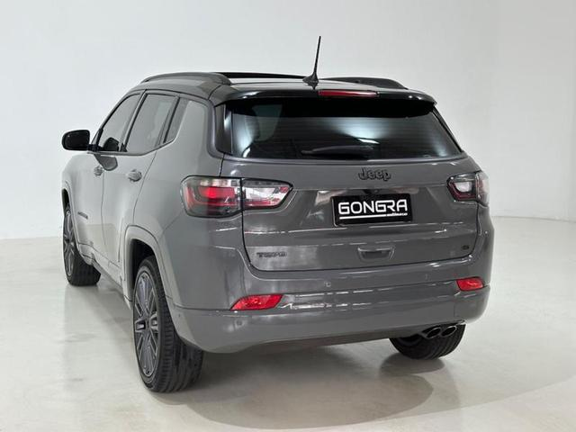 Foto do veículo JEEP COMPASS  SERIE S TF 2023 22.795 KM 187.900,00