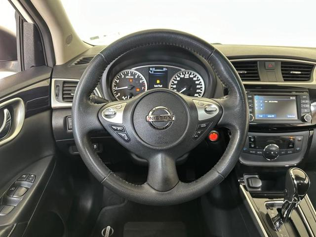 Foto do veículo NISSAN SENTRA NISSAN  20SL CVT 2017 118.236 KM 75.900,00