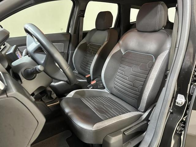 Foto do veículo RENAULT DUSTER  INTENSE 1.6 16V FLEX AUT 2023 28.539 KM 99.900,00