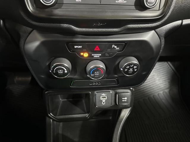 Foto do veículo JEEP RENEGADE  SPORT AT 2021 38.846 KM 86.900,00