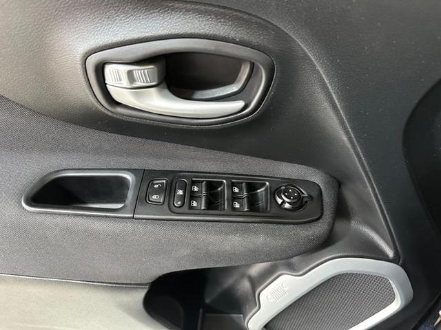 Foto do veículo JEEP RENEGADE  SPORT AT 2021 38.846 KM 86.900,00