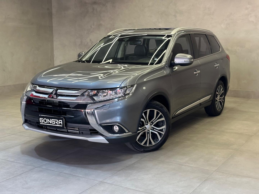 Foto do veículo MITSUBISHI OUTLANDER  2.2 165CV DIESEL 2018 116.540 KM 135.900,00