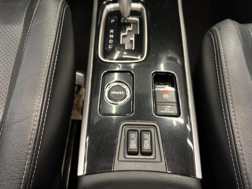 Foto do veículo MITSUBISHI OUTLANDER  2.2 165CV DIESEL 2018 116.540 KM 135.900,00