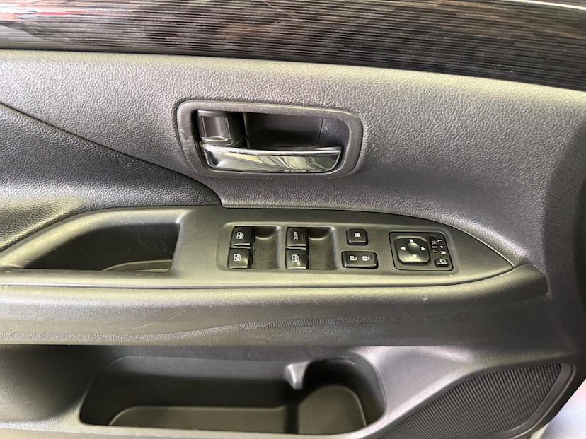 Foto do veículo MITSUBISHI OUTLANDER  2.2 165CV DIESEL 2018 116.540 KM 135.900,00