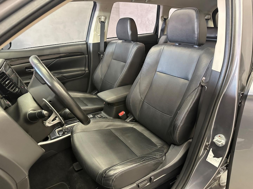 Foto do veículo MITSUBISHI OUTLANDER  2.2 165CV DIESEL 2018 116.540 KM 135.900,00