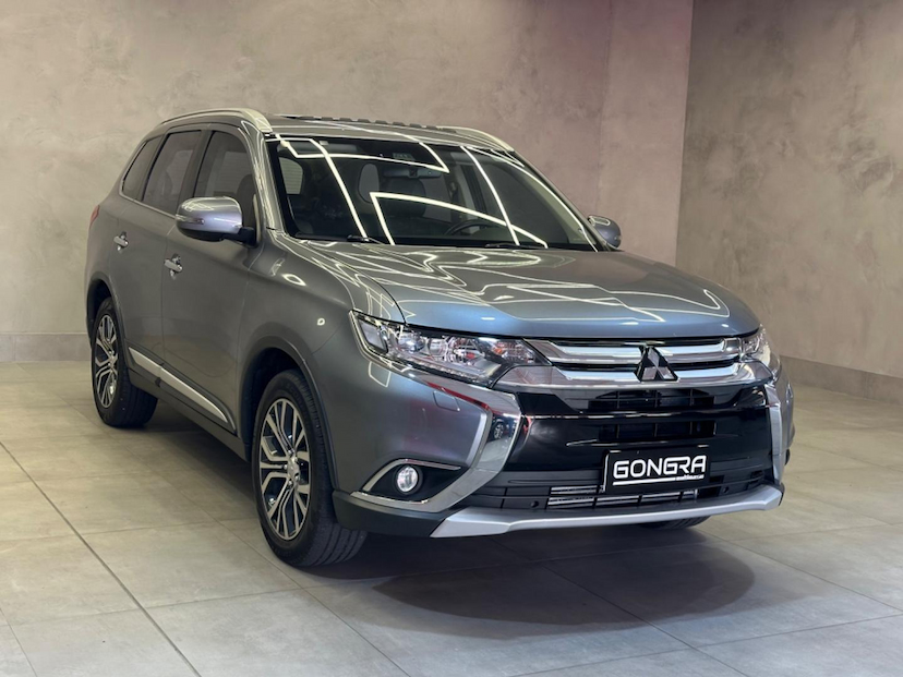Foto do veículo MITSUBISHI OUTLANDER  2.2 165CV DIESEL 2018 116.540 KM 135.900,00