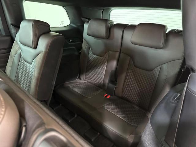 Foto do veículo JEEP COMMANDER  OVERLAND TD380 4X4 TURBO DIESEL 2023 10.976 KM 238.900,00