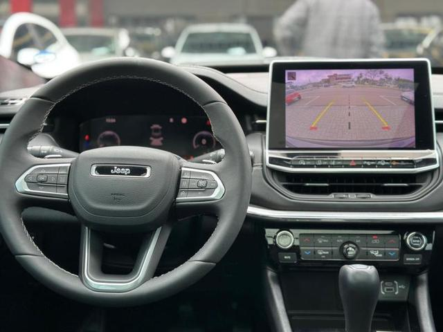 Foto do veículo JEEP COMPASS  S T270 1.3 TB 4X2 FLEX AUT. 2022 13.833 KM 171.900,00