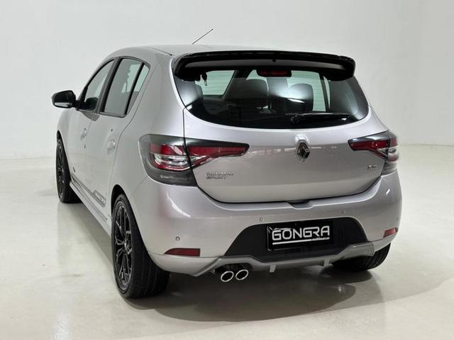 Foto do veículo RENAULT SANDERO GT  RS20MT 2021 42.152 KM 79.900,00