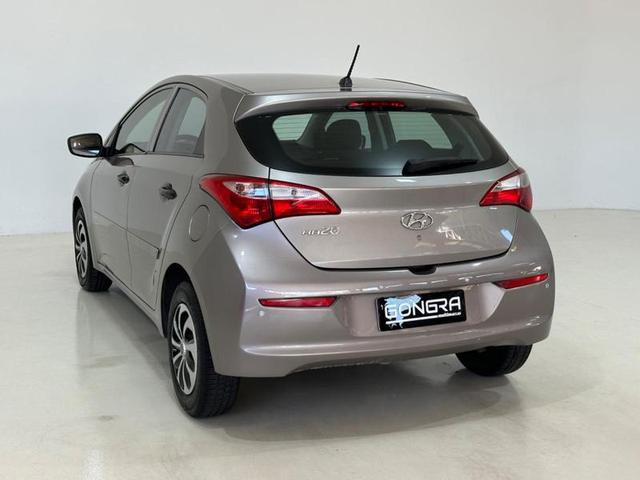 Foto do veículo HYUNDAI HB20  1.0 COMFORT 2017 94.229 KM 49.900,00