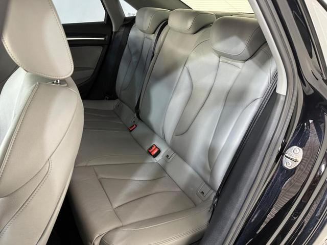 Foto do veículo AUDI A3  2.0 SEDAN AMBITION 16V GASOLINA 4P S-TRONIC 2018 56.321 KM 139.900,00