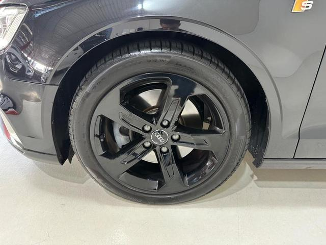 Foto do veículo AUDI A3  2.0 SEDAN AMBITION 16V GASOLINA 4P S-TRONIC 2018 56.321 KM 139.900,00