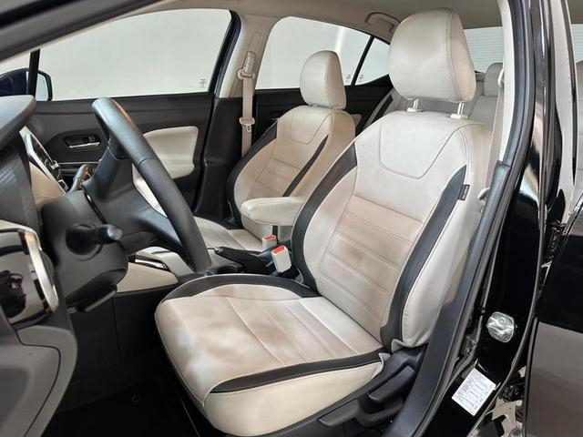 Foto do veículo NISSAN VERSAILLES ROYALE  1.6 EXCLUSIVE CVT 2022 11.200 KM 99.900,00