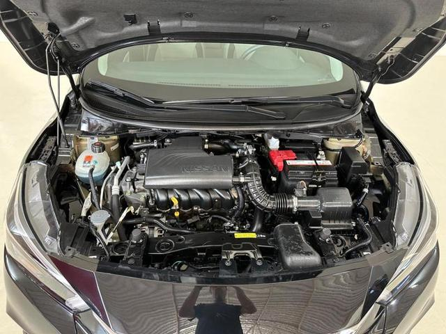 Foto do veículo NISSAN VERSAILLES ROYALE  1.6 EXCLUSIVE CVT 2022 11.200 KM 99.900,00