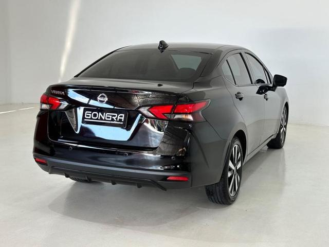 Foto do veículo NISSAN VERSAILLES ROYALE  1.6 EXCLUSIVE CVT 2022 11.200 KM 99.900,00