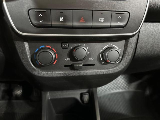 Foto do veículo RENAULT KWID  ZEN 1.0 MT 2018 70.096 KM 41.900,00