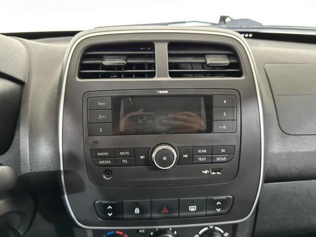 Foto do veículo RENAULT KWID  ZEN 1.0 MT 2018 70.096 KM 41.900,00