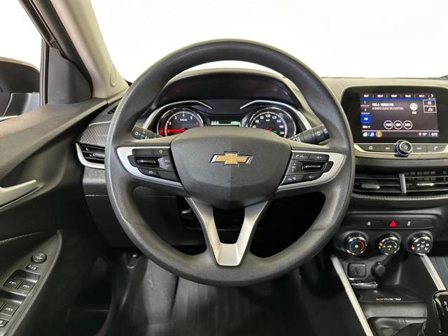 Foto do veículo CHEVROLET ONIX  HATCH LTZ 1.0 12V TB FLEX 5P MEC. 2020 61.500 KM 69.900,00