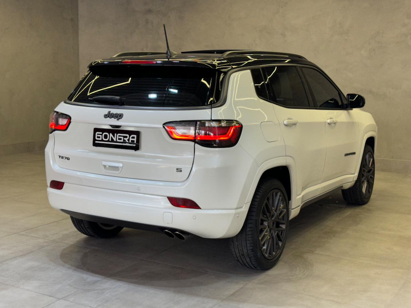 Foto do veículo JEEP COMPASS  SERIE S T270 TURBO FLEX AUT. 2023 22.502 KM 177.900,00