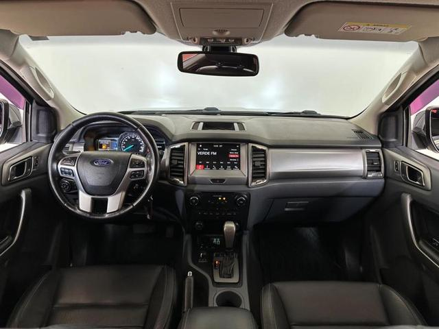 Foto do veículo FORD RANGER  LIMITED 3.2 4X4 CD AUT DIESEL 2019 56.558 KM 169.900,00