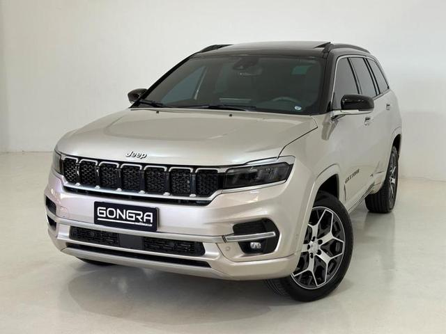Foto do veículo JEEP COMMANDER  OVERLAND TD380 4X4 TURBO DIESEL 2022 45.950 KM 209.900,00