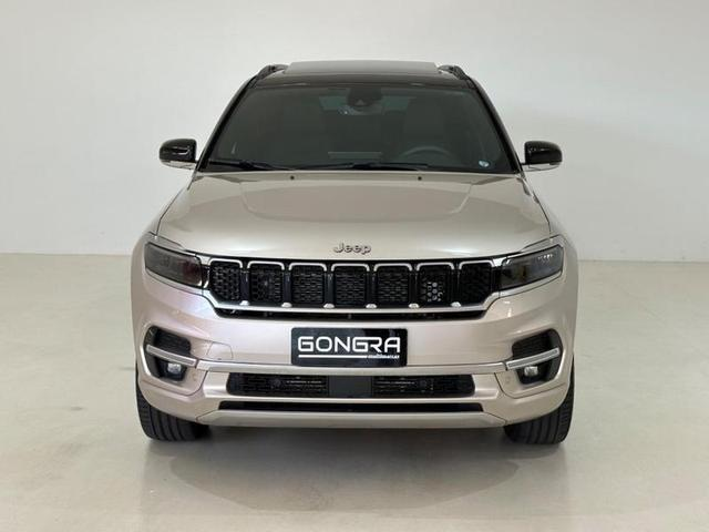 Foto do veículo JEEP COMMANDER  OVERLAND TD380 4X4 TURBO DIESEL 2022 45.950 KM 209.900,00