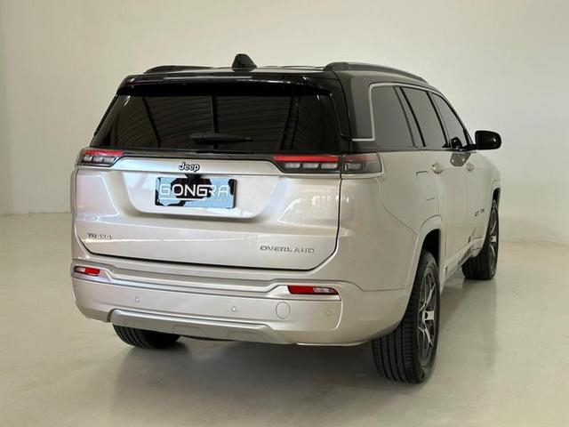 Foto do veículo JEEP COMMANDER  OVERLAND TD380 4X4 TURBO DIESEL 2022 45.950 KM 209.900,00
