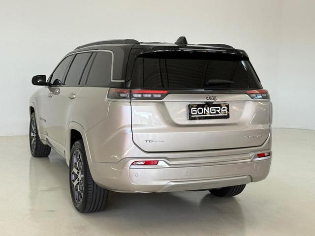 Foto do veículo JEEP COMMANDER  OVERLAND TD380 4X4 TURBO DIESEL 2022 45.950 KM 209.900,00