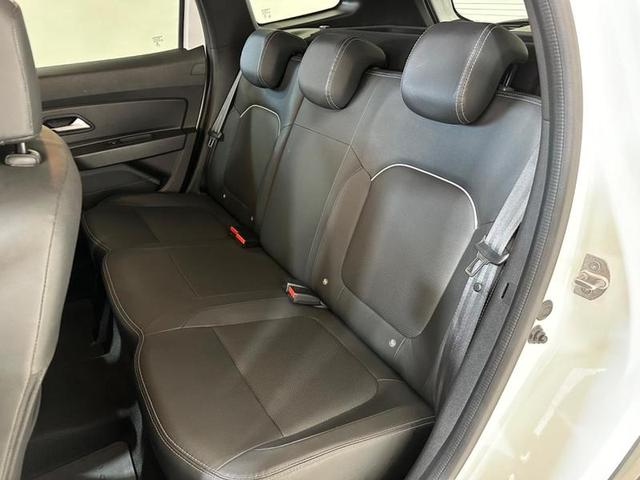 Foto do veículo RENAULT DUSTER  ICONIC 1.6 CVT FLEX 2023 13.077 KM 105.900,00