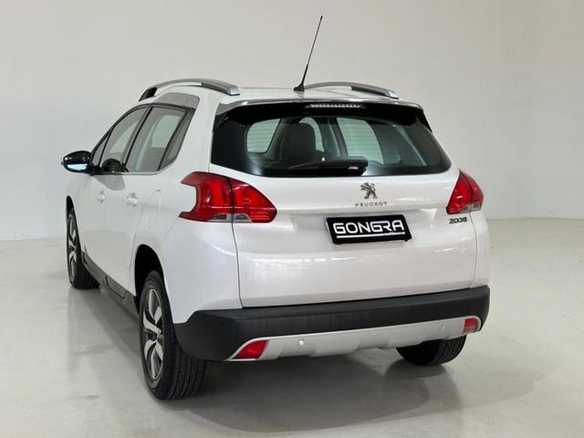 Foto do veículo PEUGEOT 2008  GRIFFE 1.6 FLEX 16V 5P AUT 2016 71.250 KM 60.900,00