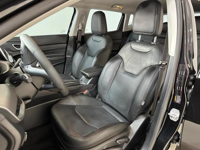 Foto do veículo JEEP COMPASS  LONG TF 2022 12.482 KM 142.900,00
