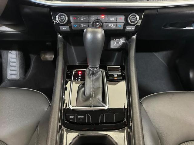 Foto do veículo JEEP COMPASS  LONG TF 2022 21.242 KM 137.900,00