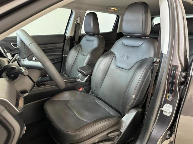 Foto do veículo JEEP COMPASS  LONG TF 2022 21.242 KM 137.900,00