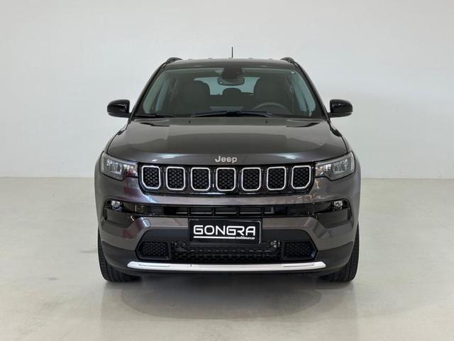 Foto do veículo JEEP COMPASS  LONG TF 2022 21.242 KM 137.900,00