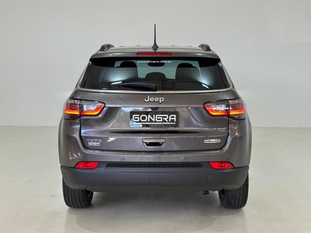 Foto do veículo JEEP COMPASS  LONG TF 2022 21.242 KM 137.900,00
