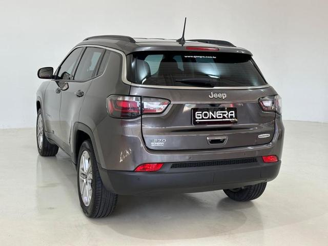 Foto do veículo JEEP COMPASS  LONG TF 2022 21.242 KM 137.900,00