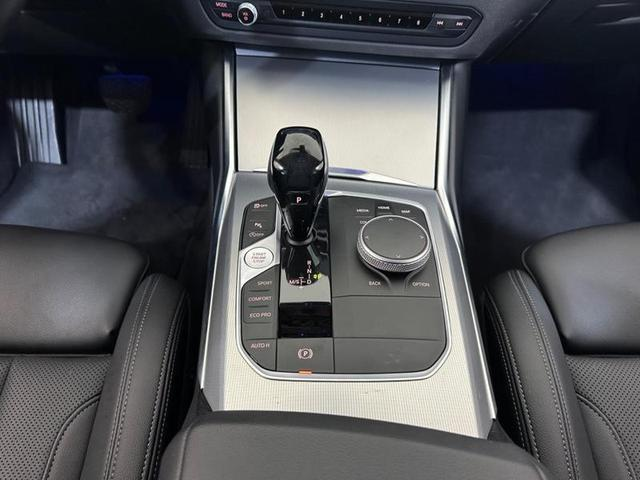 Foto do veículo BMW 320I  2.0 GP 16V TURBO ACTIVE FLEX 4P AUTOMÁTICO 2022 23.649 KM 214.900,00