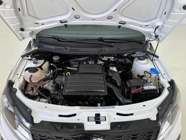 Foto do veículo VOLKSWAGEN SAVEIRO  CROSS CD 1.6 MSI TOTAL FLEX 2018 52.265 KM 89.900,00